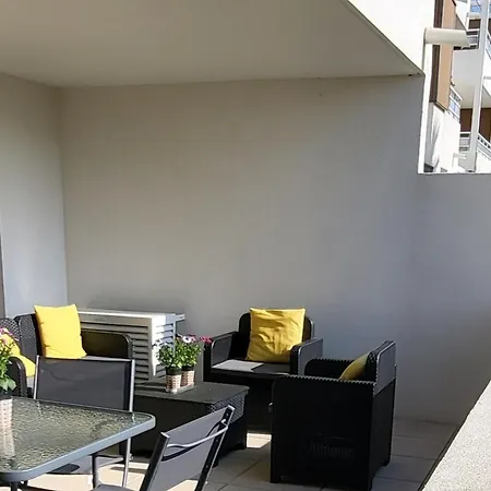 Climatise 45m² Avec Terrasse A Meze, 4 Pers - Fr-1-604-59 *
